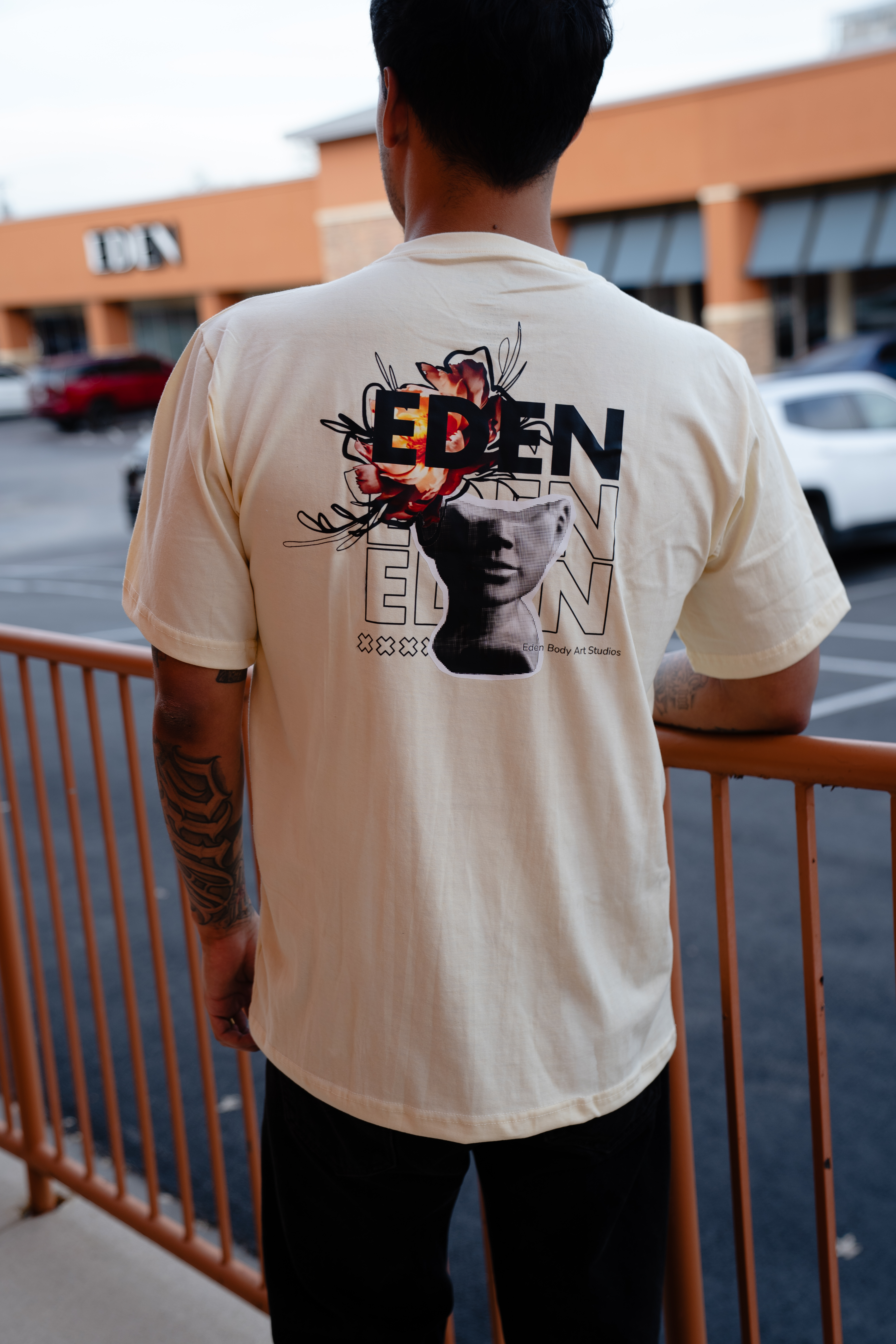 Eden Statue Tee - Allison Jones
