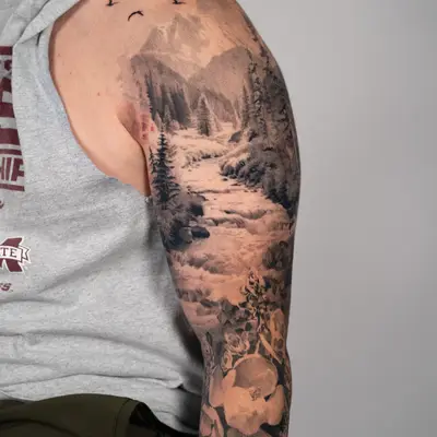 2026-05-08_TAYLOR_TATTOO (4).jpg