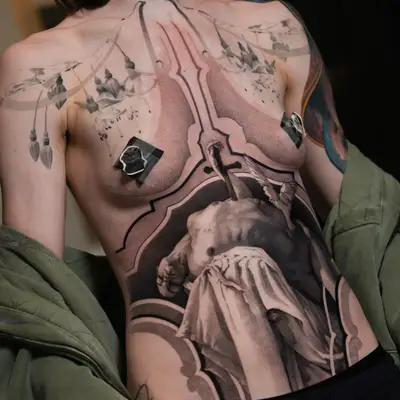 2026-05-24_TAYLOR_TATTOO-8.jpg