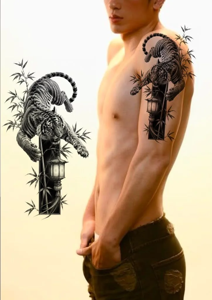 Tiger & Lantern